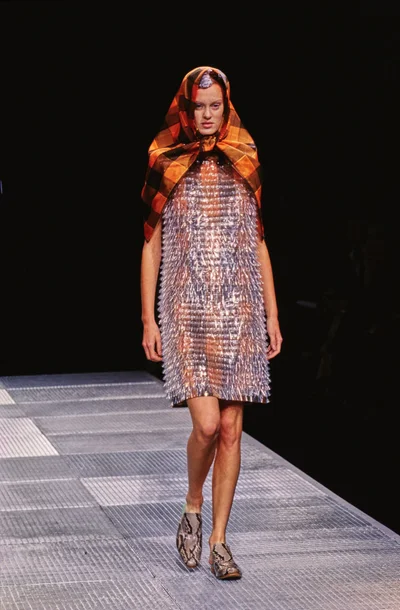 Look 15